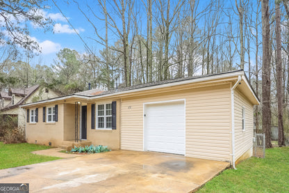 3 bedroom 1.5 bath house in Riverdale, GA 30274 - $1625